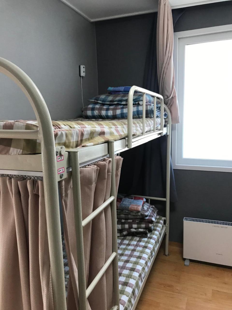 Chingu Guesthouse Hongdae 首爾 外观 照片